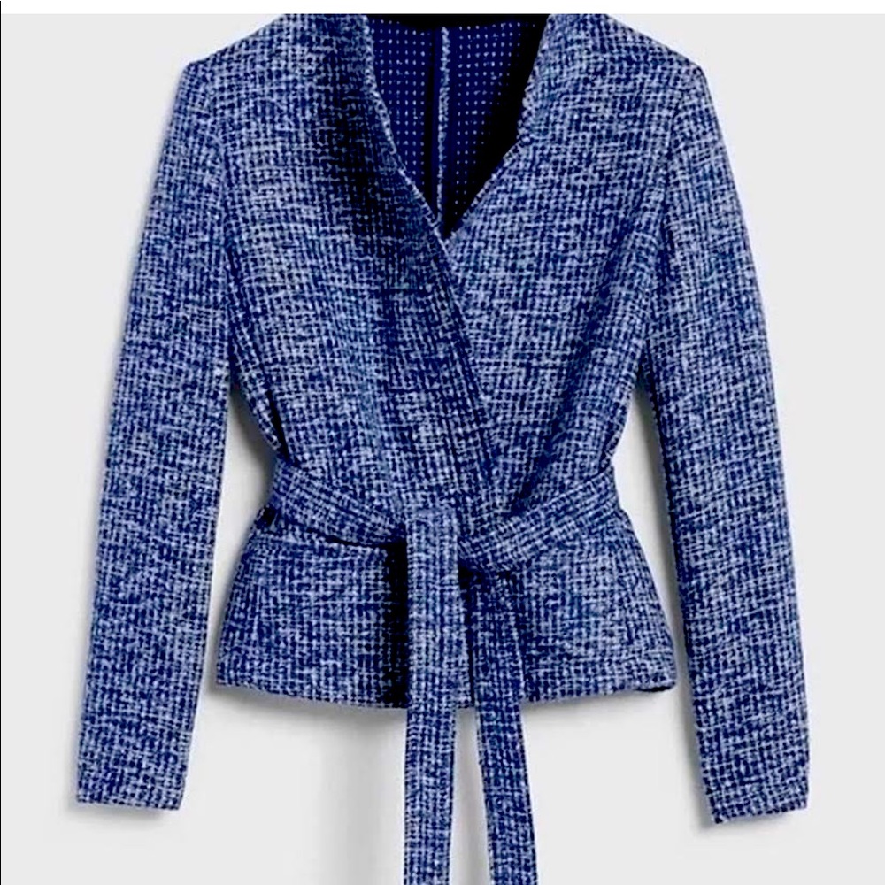 NWT Banana Republic Navy and White Belted Jacket